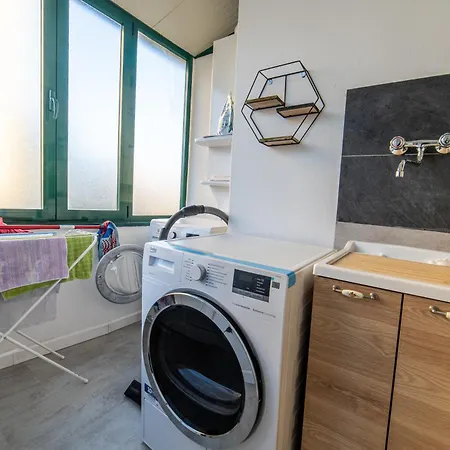 Apartmán Lumen, Few Steps To The Walls, 2 Bath, 3 Smarttv, High Speed Fiber, Ac *